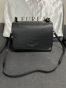 FURLA フルラ　レザーショルダーバッグ　ブラック　本革　カバン　ハンドバッグ