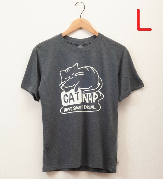 【新品未使用】Lサイズ 眠りネコデザイン 半袖Tシャツ チャコールグレー キャラT 猫グッズ にゃんこ春夏 Tシャツ