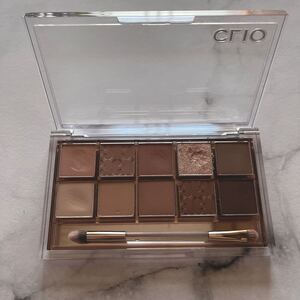 CLIO クリオ プロアイパレット11 ウォーキングオンザコージーアレイ