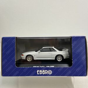 EBBRO 1/43 NISSAN SKYLINE GT-R BNR32 V-spec Ⅱ White EBBRO Nissan Skyline R32 V specifications blue box domestic production old car name car minicar model car 