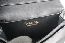 【新品同様・未使用】PRADA プラダ 二つ折り パスケース カード入れ レザー【MJ6】_画像7