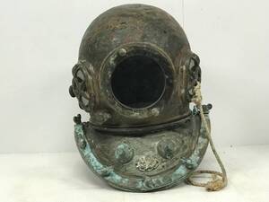 潜水ヘルメット 東亜潜水機株式会社 東京南千住 重量約15.4kg 潜水器具 ダイビング 写真追加あり