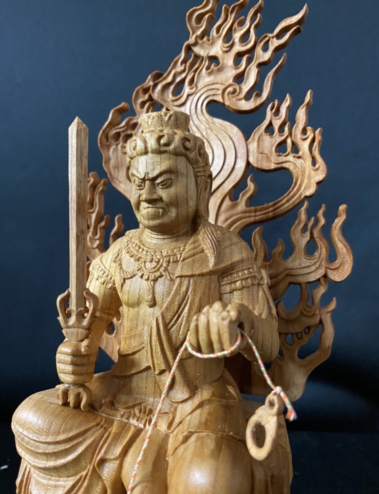 宅配便送料無料 仏教美術 時代 木製 一刀彫 不動明王尊 仏像 約43㎝ 2