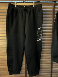  new goods valuable complete sale VALENTINO Valentino VLTN Logo patchwork truck pants sweat [sizeL] black 