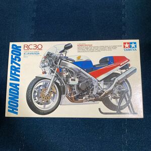 [ unused, not yet constructed ] Tamiya 1/12 motorcycle series Honda VFR750R that time thing that time thing rare rare Vintage toy HONDA