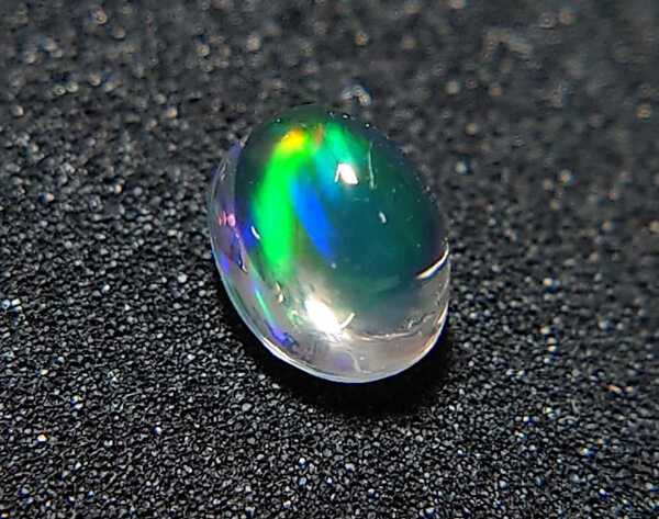 極美品! メキシコオパール 0.49ct オーバル カボション ルース(LA-5531)