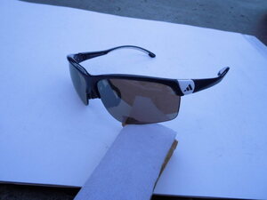 ★定価20900円 アディダス スポーツ ミラーサングラス adivista a165- 01 S *** 100% UVカット