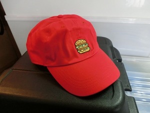 BEAMS DESIGN ｘ McDonald キャップ 帽子 レッド ビッグマックロゴ ビームス マクドナルド マック