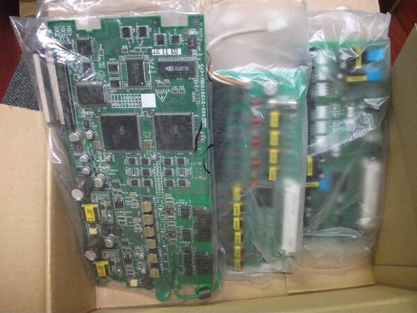 ◆◇ NTTビジネスホン用ユニット RX2用 3枚◇◆