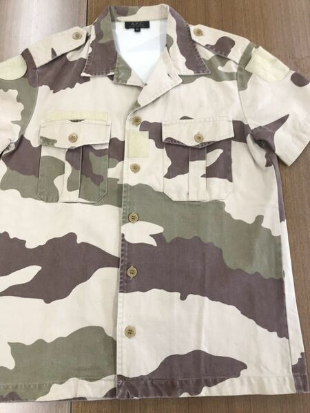 アーペーセー A.P.C. フランス軍 ミリタリージャケット オリーブカーキ デザートシャツ　半袖　サイズXS