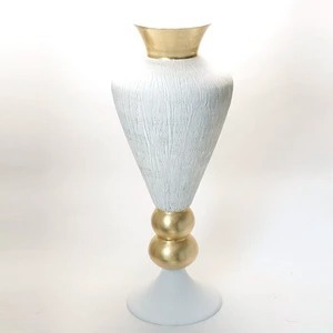 Art hand Auction Imported from Italy Modern Antique Style White Gold Vase White Gold Flower Rack Flower Base, hand craft, handicraft, glass crafts, glass material