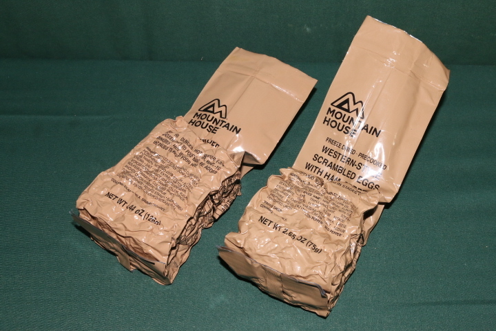 われており 米軍放出品 MREレーション ボックス BOX 12食入り 2箱