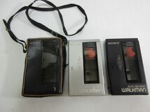 ◆SONY ソニー Walkman WM-7 カセットプレーヤー シルバー 専用ケース付 / ブラック 2点セット 動作未確認 現状渡し_画像1