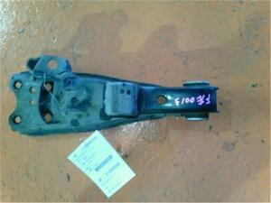  Toyota original Hiace Regius { RCH41W } left front lower arm 48069-26151 P60200-21000094