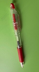 ボールペン赤色１本
