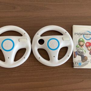 マリオカートWii ソフト(ハンドル2台付き)中古品