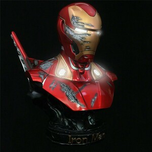 海外　限定品 　アベンジャーズ　アイアンマン　 Iron Man　バストフィギュア LEDライト2