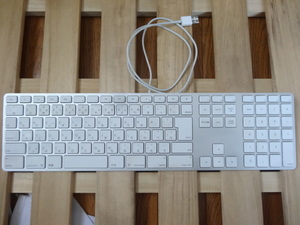 送料無料 純正 Apple Mac Keyboard A1243 日本語 JIS テンキー 有線 USB アップル iMac キーボード
