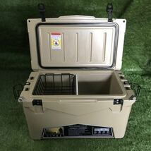 旧型 クリアランスセール アイスランドクーラーボックス 45QT SAND サンド ICELAND COOLER 新品 アイスランドクーラー ハードクーラー_画像2