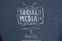 【送料無料】 SOCIAL MEDIA グリーンスカル ファイヤープリント Tシャツ ビッグプリント メンズS USA ヴィンテージ 古着 BB0697_画像5