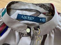 洗える♪ 極美品 LAUREN ラルフローレン 総柄 ボウタイ フリル ブラウス 長袖 シャツ ブラウン ベージュ 赤 緑 青 レディース xsサイズ 秋_画像5