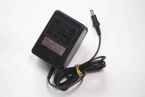 ファミコン・スーパーファミコンSFC用ACアダプター HVC-002 任天堂純正品/動作OK