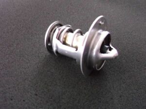 MC33 後期 純正 サーモスタット ASSY 送料550円～ VTR 新品 サーモ VTR250 インジェクション車 MC33-130～　 .mch