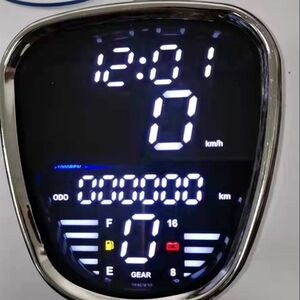 Paypayフリマ 国内発送 送料無料 スーパーカブ デジタルメーター 時計が見やすいタイプです 私製ですが日本語マニュアルあります