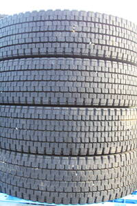 29/条件付送料無料 良ミゾ スタッドレス DUNLOP DECTES SP001 STUDLESS 225/80R17.5 123/122L 4本セット 冬タイヤ 地山 ダンロップ