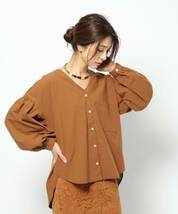 送料185円★2017AW★バンヤードストームBARNYARDSTORMコットンシルクブラウス12100円/キャメル/ノーカラープルオーバー/ボリューム袖_画像8