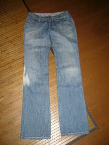 724-58♀DIESEL ディーゼル 　ジーンズ　BT01469　size.25　色.インディゴ　アフリカ. チュニジア製