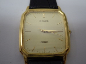 稼働品　SEIKO セイコー　DOLCE ドルチェ　スクエア　ゴールド文字盤　クォーツ　腕時計　8N41-5160