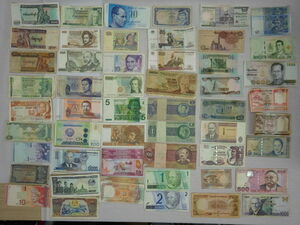 1円～　外国紙幣　古札　旧紙幣　ヨーロッパ　アジア　南アメリカ　アフリカなど34カ国　まとめて80枚