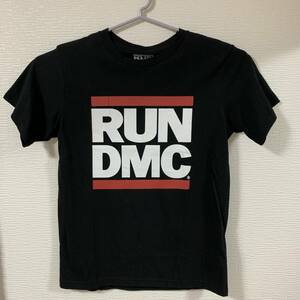 RUN DMC - MEN Tシャツ ブラック 黒色 Lサイズ オールドスクール ヒップホップ ミュージックTシャツ Hip-Hop Rap (タグ付き新品未着用品)