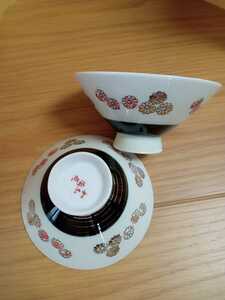 昭和レトロ 　ご飯茶碗　赤金花柄　2個