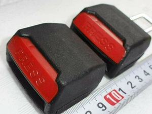 ★TOYOTA★【返品可能!】 新品。 Lot22-2 チャイルドシート取付シートベルト延長器具・1個あたり5cm 2個 ■
