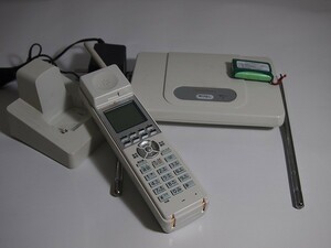 ナカヨ・ヒタチ　NYC-8iE-CLS（W)　ホワイト　アナログコードレス　中古品　基本動作確認済み　[S735]