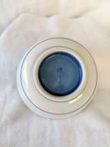 未使用　湯呑み　６客セット　染付　薄手　軽い　白地に青の梅の連続模様　箱なし_画像3