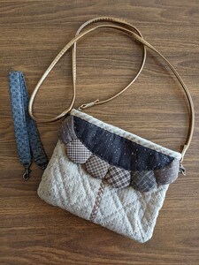 ショルダーバッグ ポシェット バッグインバッグ ストラップ付き ハンドメイド