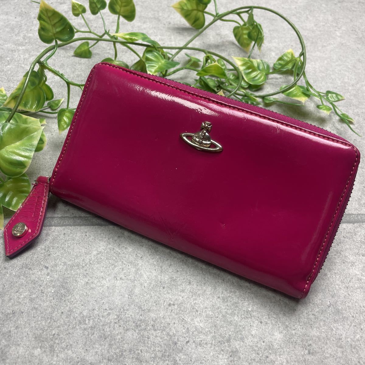 購入オンライン Vivienne Westwood 長財布 ラウンドファスナー 未使用
