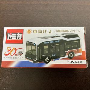 トミカ　東急バス30周年記念燃料電池バス