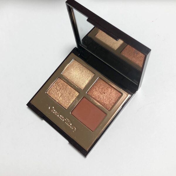 Charlotte Tilbury copper chargeアイシャドウパレット LUXURY PALETTE