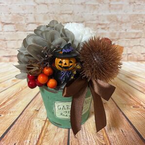(値下げしました)ハンドメイド ハロウィンアレンジメント④ アーティフィシャルフラワー(造花)