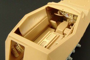 ハウラー HLX48236 1/48 Sd.Kfz.250/3 インテリア エッチングパーツ(タミヤ 用)