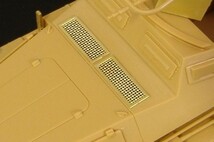 ハウラー HLX48238 1/48 Sd.Kfz.250/3 グリル エッチングパーツ(タミヤ 用)_画像1