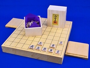 将棋セット　ヒバ1寸5分卓上将棋盤セット(木製将棋駒白椿上彫駒)【囲碁将棋専門店の将碁屋】