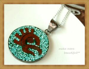 *MEXICO/METALS stamp * bird. face pattern blue green. mo The ik Stone & black plate * reversible. round pendant necklace *147