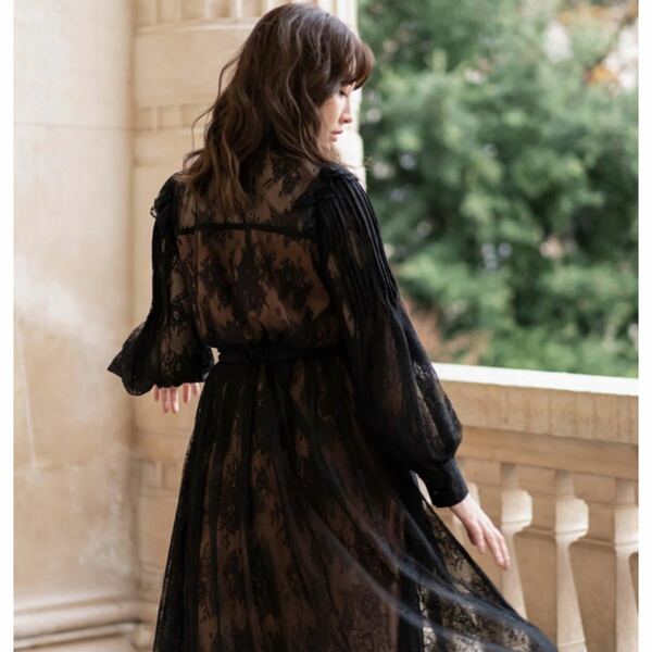 Herlipto Romantic Lace Belted Dress black Sサイズ　総レースドレス ロングワンピース 