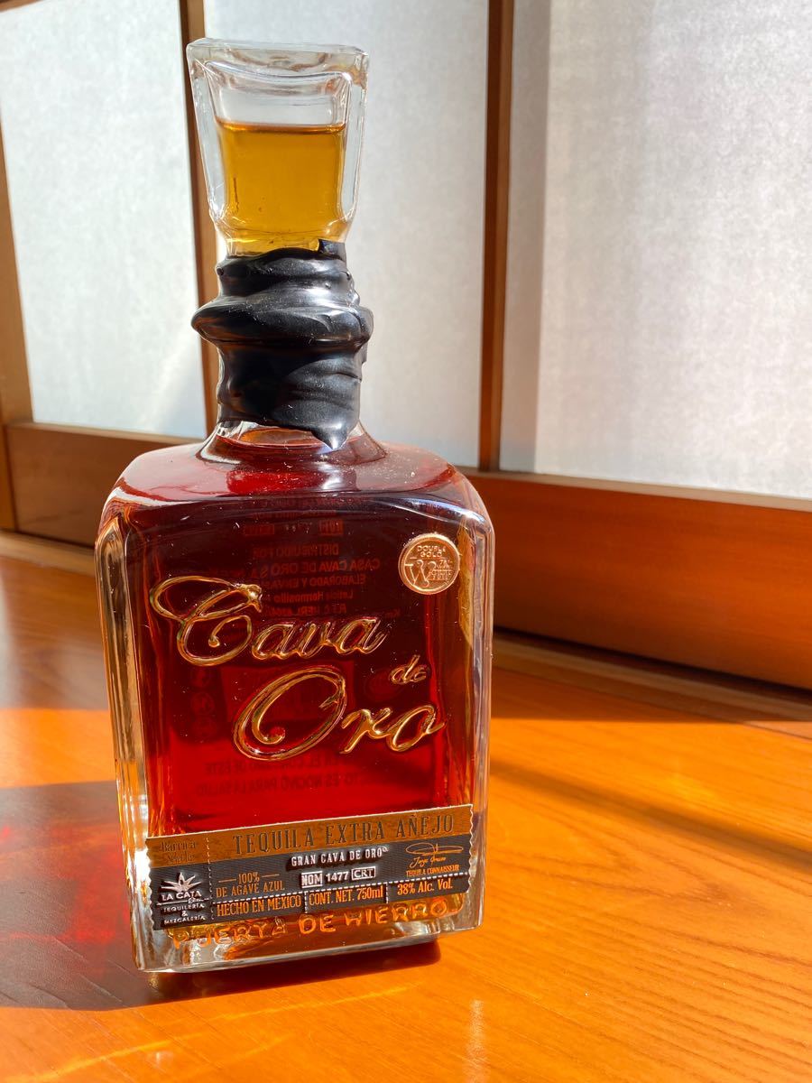 テスラ デキャンタ テキーラ Tesla その他 飲料/酒