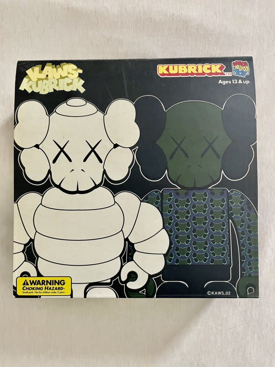 海外限定 ベアブリック BE@RBRICK KAWS カウズ バス停 バスストップ